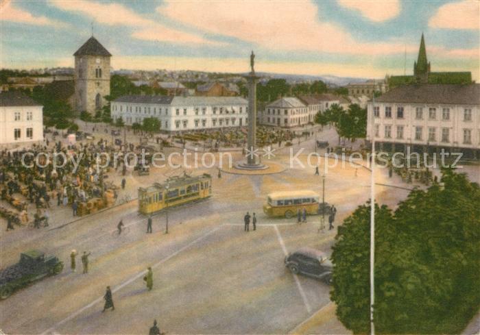 Trondheim Var Frue Kirke Til Hoyre Domkirken