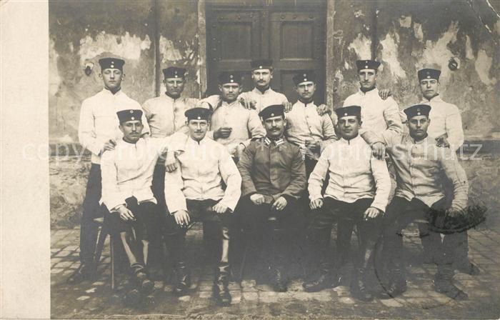 Darmstadt Gesamtfoto Soldat