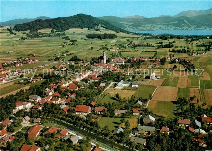 St Georgen Attergau Fliegeraufnahme mit Attersee