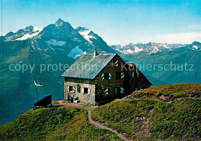 Ansbacherhuette mit Hohem Riffler