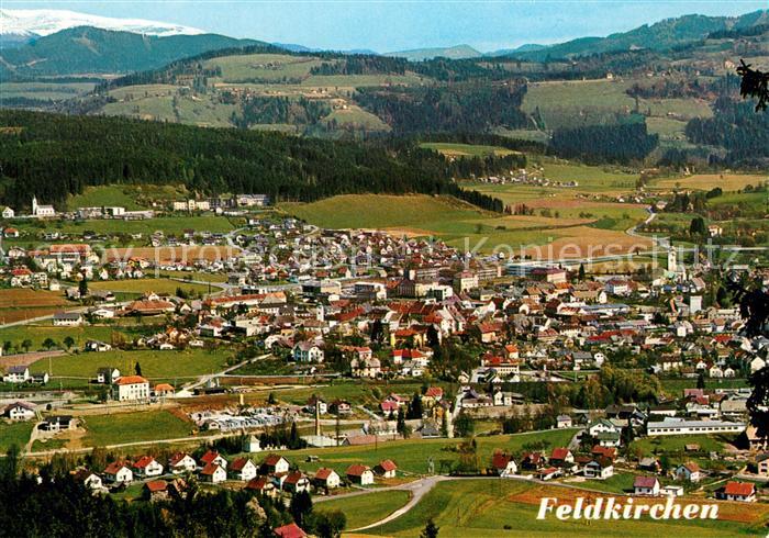 Feldkirchen Kaernten Fliegeraufnahme gegen Waiern und Nockgebiet