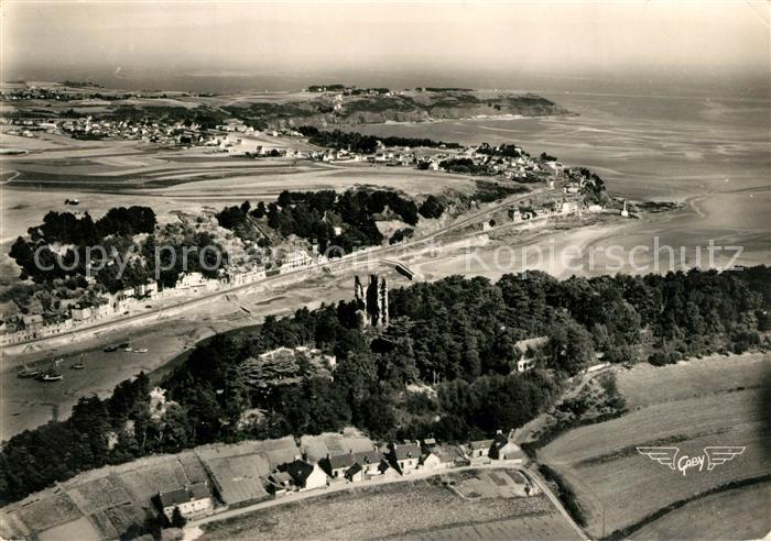 Saint-Brieuc Cotes-d Armor La Baie Tour de Cesson Entrée du Port Pointe du Rosel
