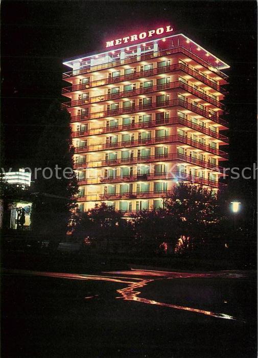 Zlatni Piassatzi Hotel Metropol Nachtaufnahme