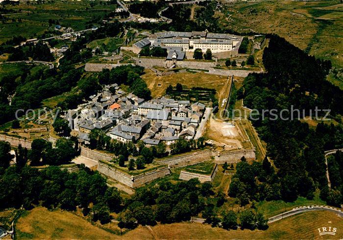 Mont-Louis Montagne Citadelle de Vauban vue du ciel