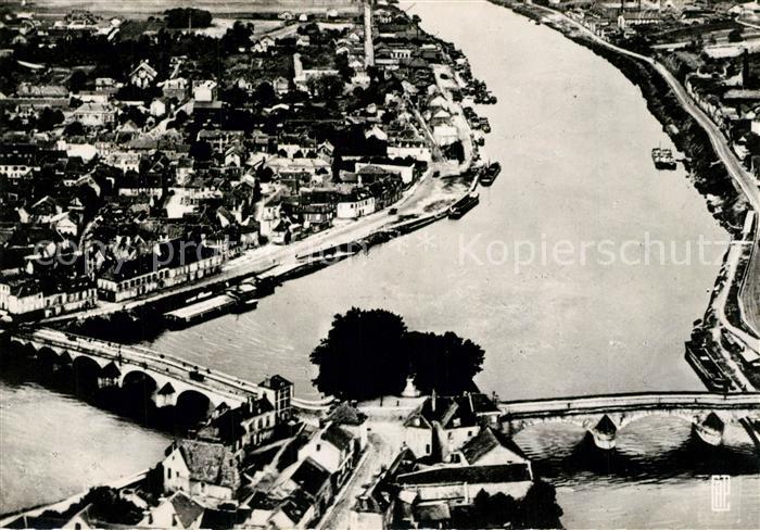 Montereau-Fault-Yonne Confluent de la Seine et de l'Yonne vue aérienne
