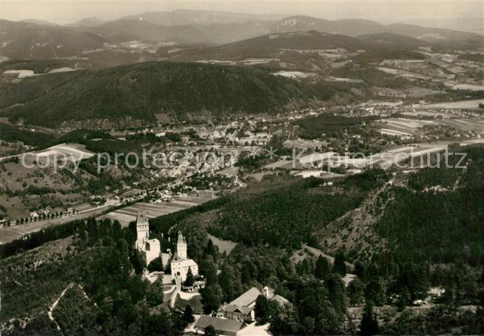 Gloggnitz Niederoesterreich Burg Wartenstein Fliegeraufnahme