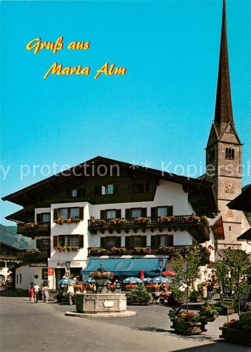 Maria Alm Steinernen Meer Hauptplatz mit Fussgängerzone und Kirch
