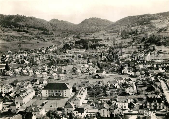 Le Thillot Mairie et la Place Marechal Fliegeraufnahme