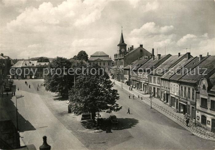Lomnice nad Popelkou Husovo namesti