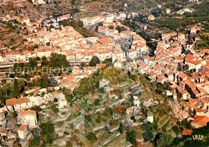 Champeix Vue aerienne au premier plan ruines du