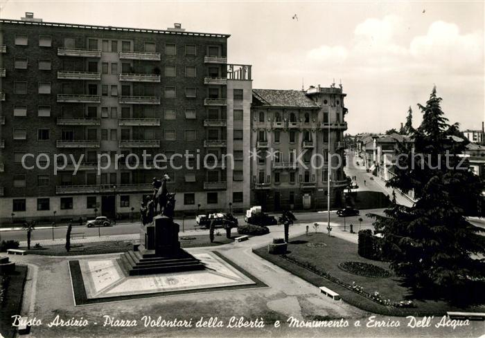 Busto Arsizio Piazza Volontari della Liberta e Monume