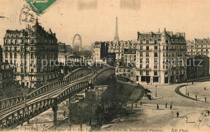 Paris Le Carrefour de la Rue Lecourbe vue du Boulevard Pasteur