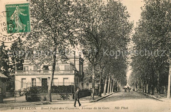 Avallon Rond Point des Capucins Avenue de la Gare