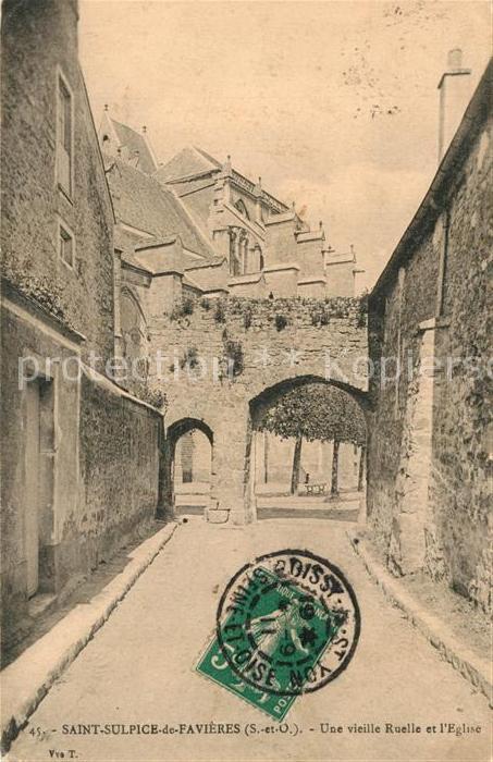 Saint-Sulpice Oise Une vieille Ruelle et l'Eglise