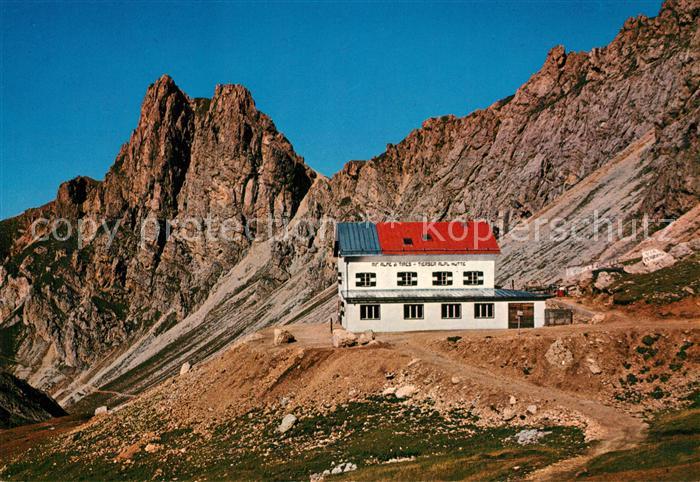 Kastelruth Suedtirol Schutzhaus Tierser Alpl mit Roterdspitze