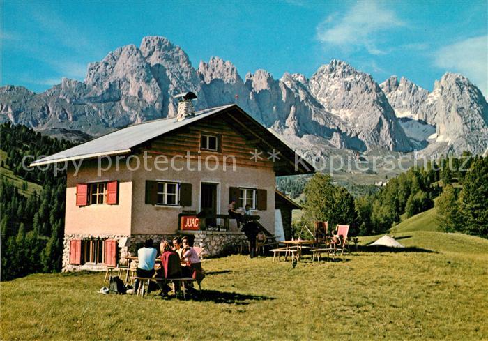 Dolomiten Berghaus Schuatsch mit Geislergruppe