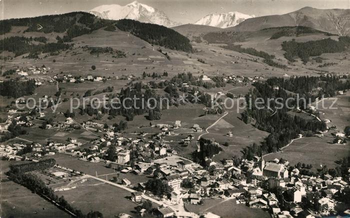 Megeve Vue generale aerienne et le Mont Blanc