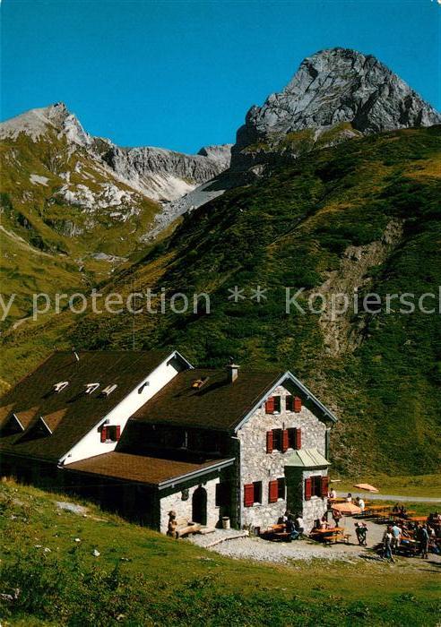 Lech Vorarlberg Ravensburger Huette mit Roggalspitze
