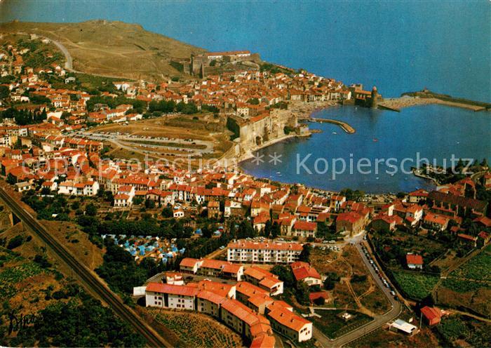 Collioure Port Catalan Vue generale aerienne