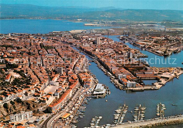 Sete Herault Vue aerienne sur la Ville et ses Canaux
