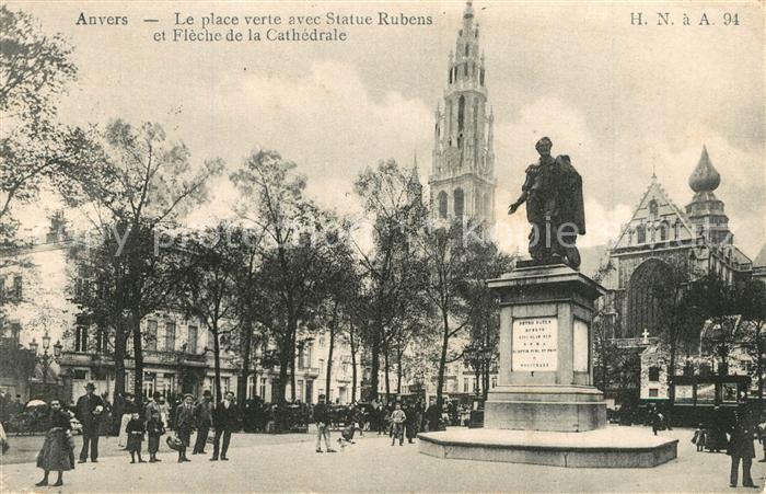 Anvers Antwerpen La place verte avec Statue Rubens et Fleche de la Cathedrale
