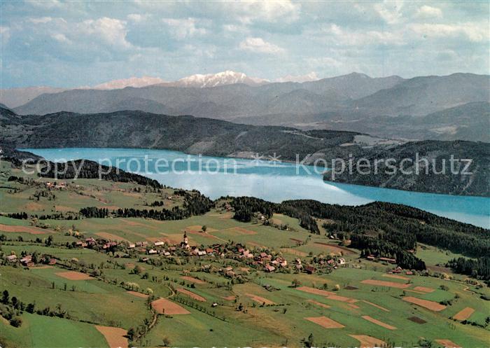 Obermillstatt Kaernten am Millstaetter See Fliegeraufnahme