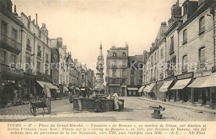 Tours Indre-et-Loire Place du Grand Marche Fontaine de Beaune