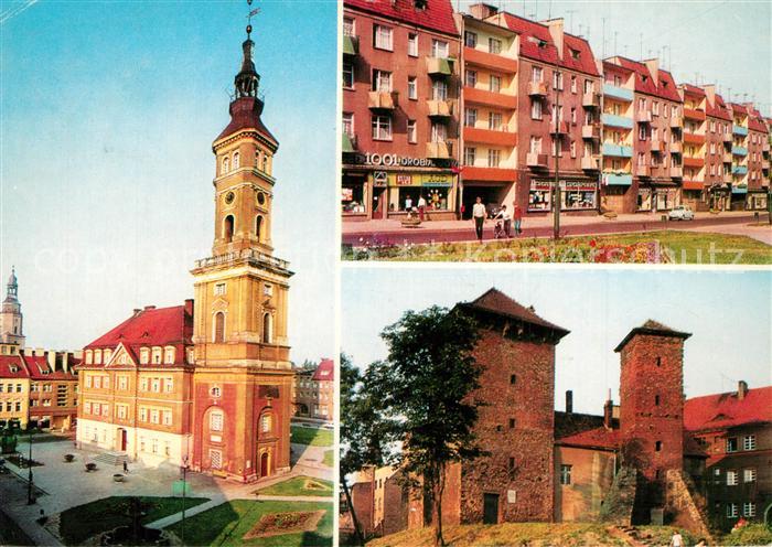 Prudnik Ratusz w Rynku Rynek Baszty murow miejskich