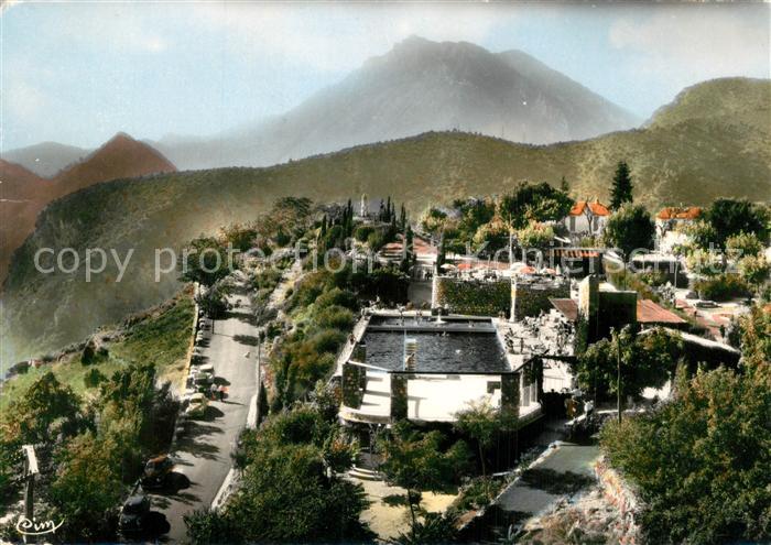 Levens Alpes-Maritimes Vue sur la Piscine