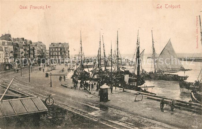 Le Treport Quai Francois Ier Bateau de pêche