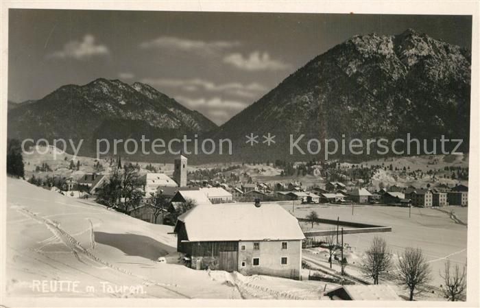 Reutte Tirol Winterpanorama mit Tauern