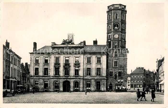 Menin Grande Place et le Beffroi Marktplatz Glockenturm