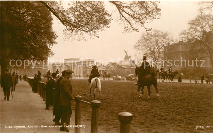 London Rotten Row and Hyde Park Corner Horses