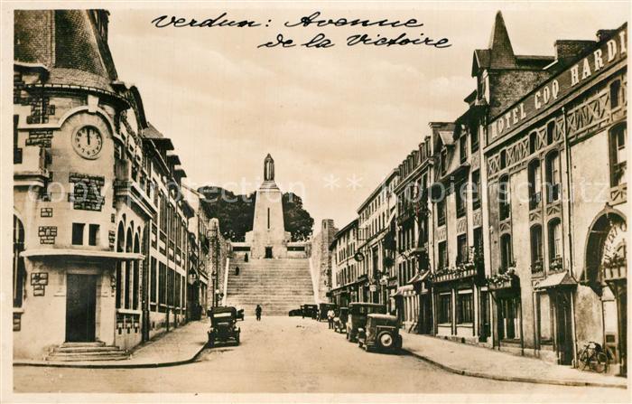 Verdun Meuse Avenue de la Victoire Monument