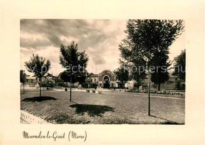 Mourmelon-le-Grand Cinéma Tivoli avec le Jardin Public Kin