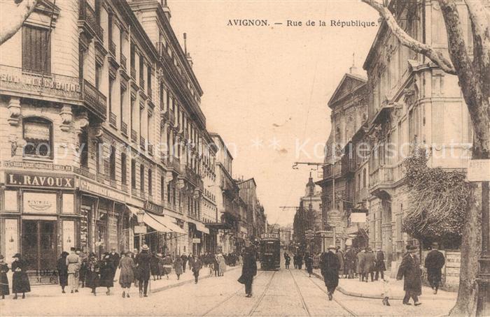 Avignon Vaucluse Rue de la Republique