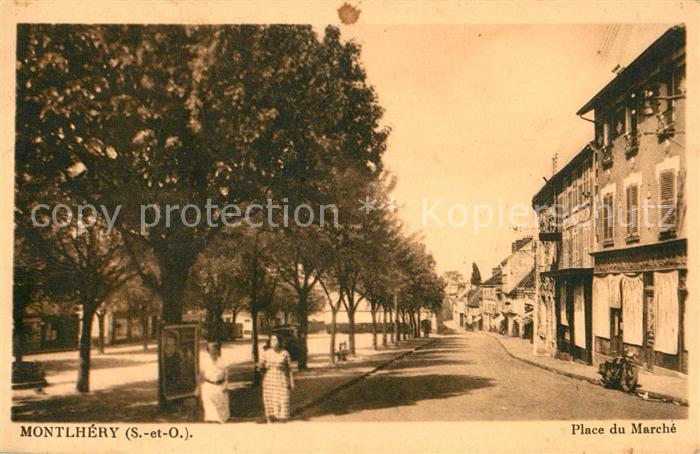 Montlhery Place du Marche