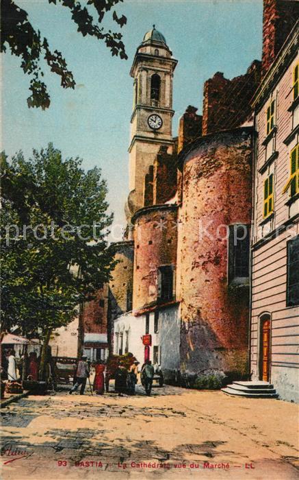 Bastia Cathedrale vue de Marche