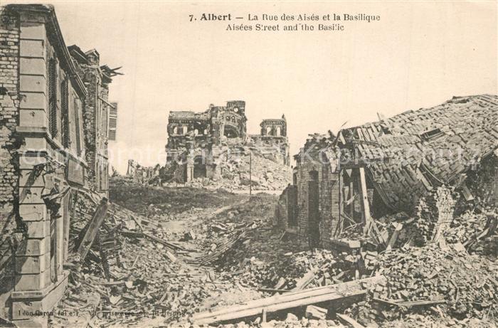 Albert Plage La Rue des Aises et la Basilique