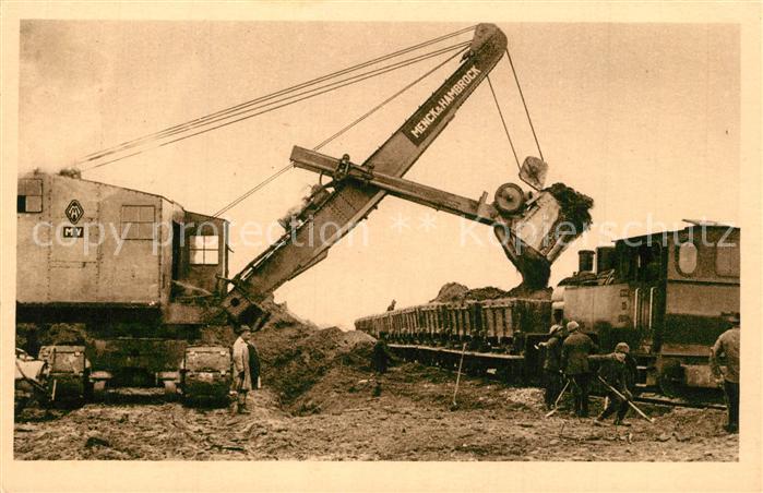 Kembs Elsass Une de dix pelles a vapeur Juillet 1930