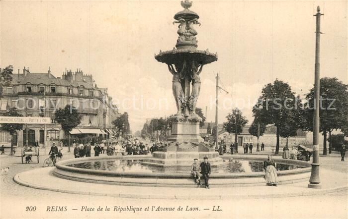 Reims Champagne Ardenne Place de la Republiqque Avenue de Laon
