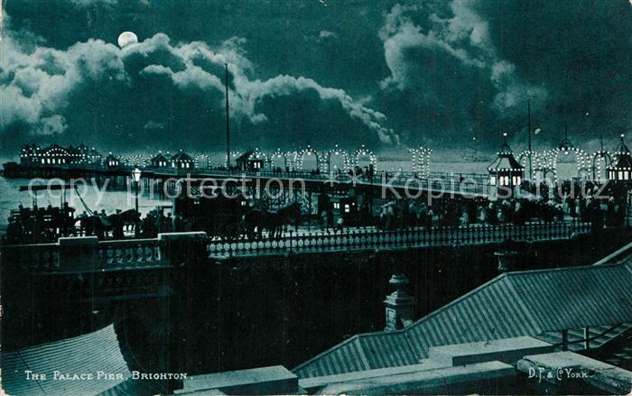 Brighton East Sussex Palace Pier Mondschein