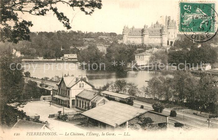 Pierrefonds Oise Chateau Etang Gare