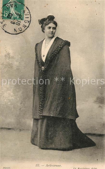 Arles Bouches-du-Rhone Arlesienne