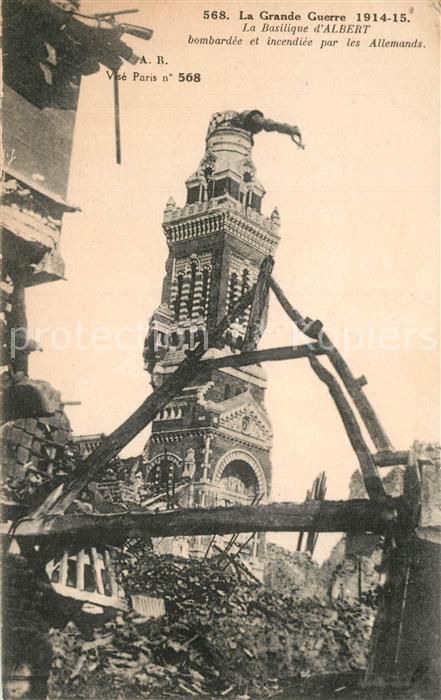 Albert Somme La Basilique bombardee et incendiee par les Allemands