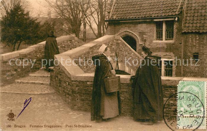 Bruges BRUGGE Belgie femmes Brugeoises Pont St Boniface