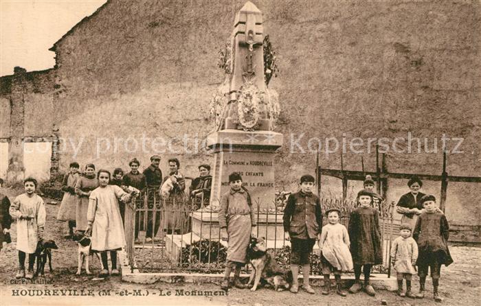 Houdreville Le Monument