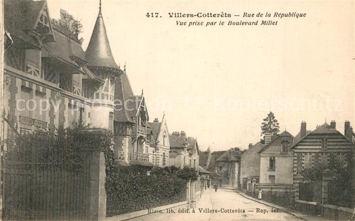 Villers-Cotterets Rue de la Republique Vue prise par le Boulevard Millet