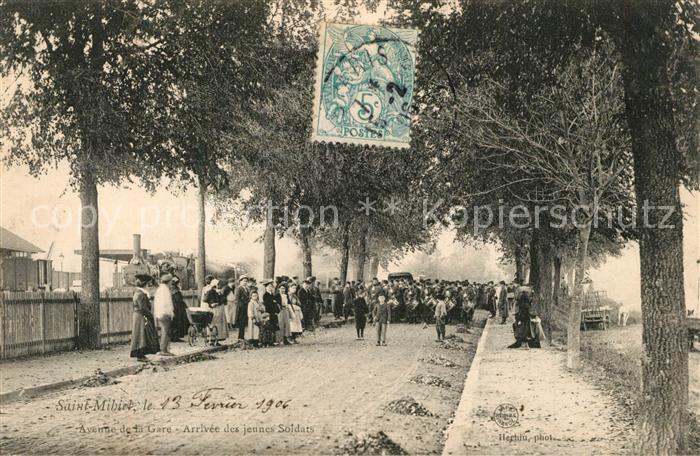 Saint-Mihiel Avenue de la Gare Arrive des jeunes Soldats
