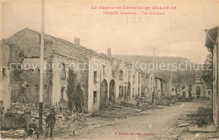 Vallois La Guerre 1914-16 apres le bombardement Vue interieure